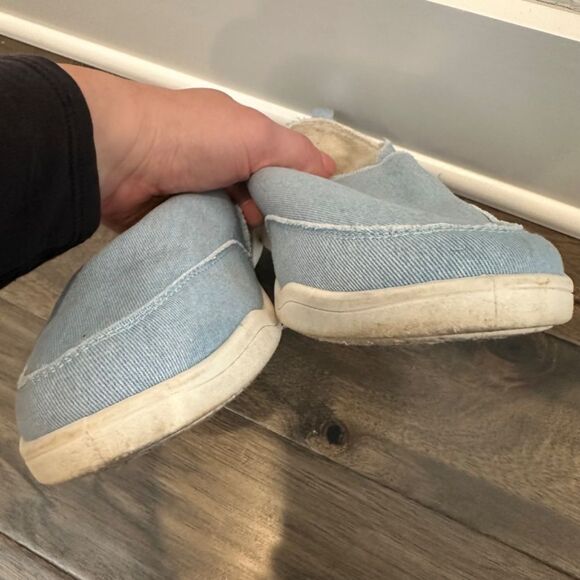 Tommy Bahama Light Blue Soft Canvas Terry Cloth Interior Slip On Sneaker Size 8 - Picture 7 of 7